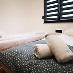 Coast بيت للعطل بوسانسكا كروبا
