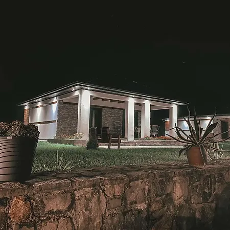 Coast בית נופש בוסנסקה קרופה