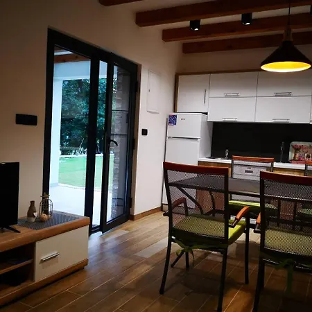 Coast בוסנסקה קרופה