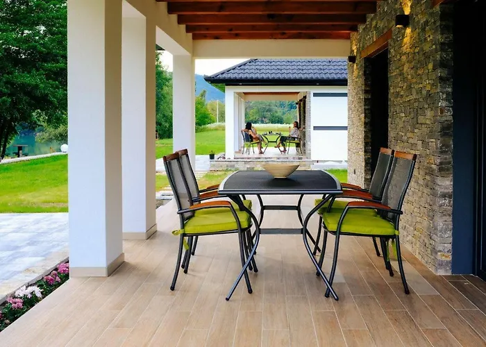 Coast בית נופש *